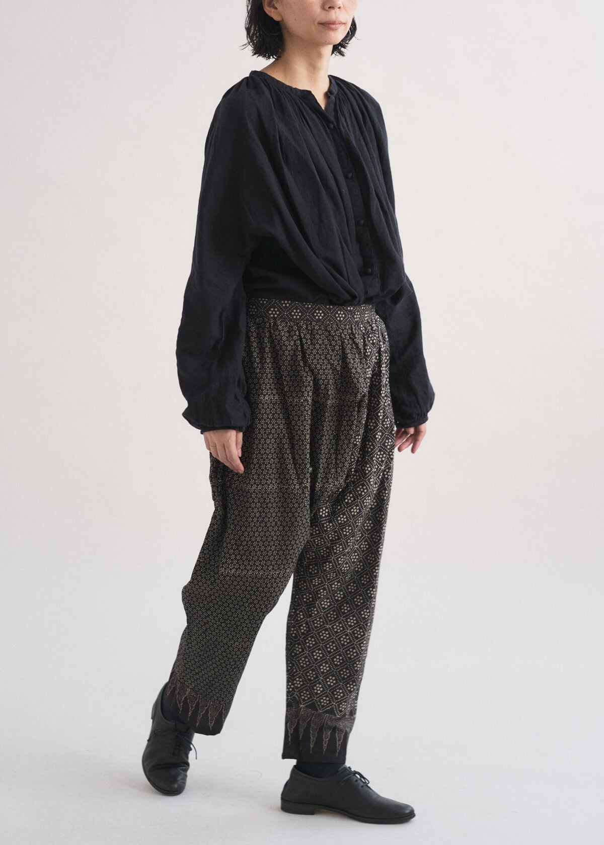 アジュラック染サルエルパンツ| CALICO キヤリコ：インド手仕事布の