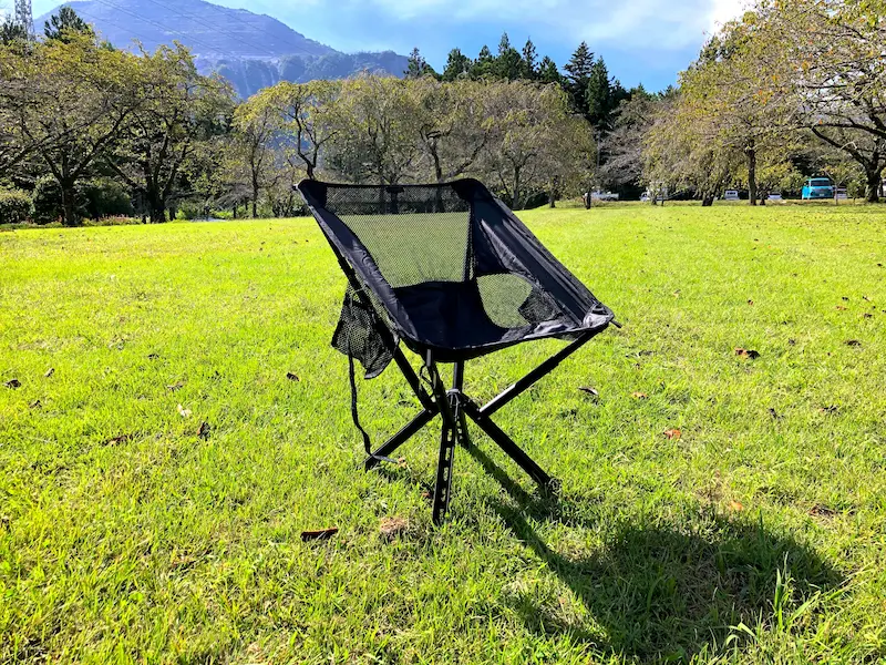 軽量で丈夫なデンマーク発のポータブルチェア「Campster 2」を徹底