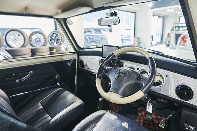 専門店が手掛ける極上の物件を見ながら考えた、クラシックミニに今