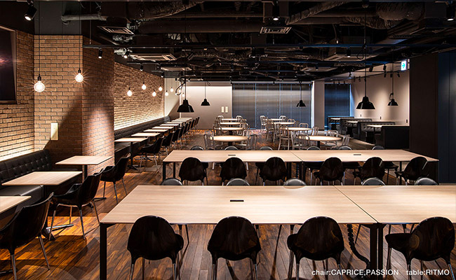 FLOW large（フロー ラージ テーブル）IXC | カッシーナ・イクスシー