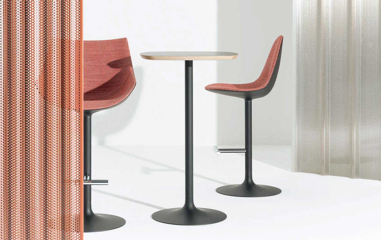 247 CAPRICE（カプリス カウンターチェア） Cassina | カッシーナ