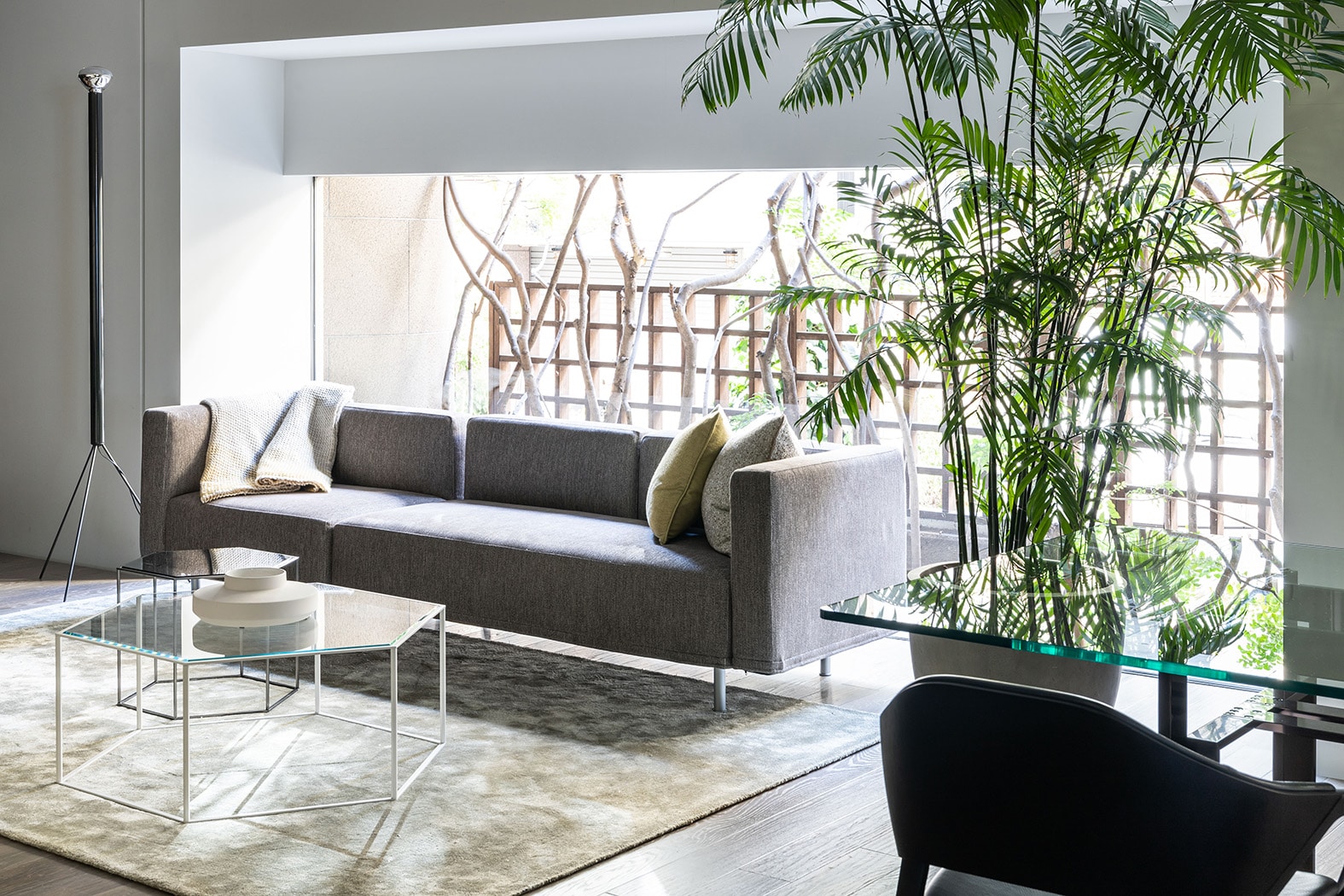 HEXAGON 690(ヘキサゴン ローテーブル） DESALTO | カッシーナ・イクスシー