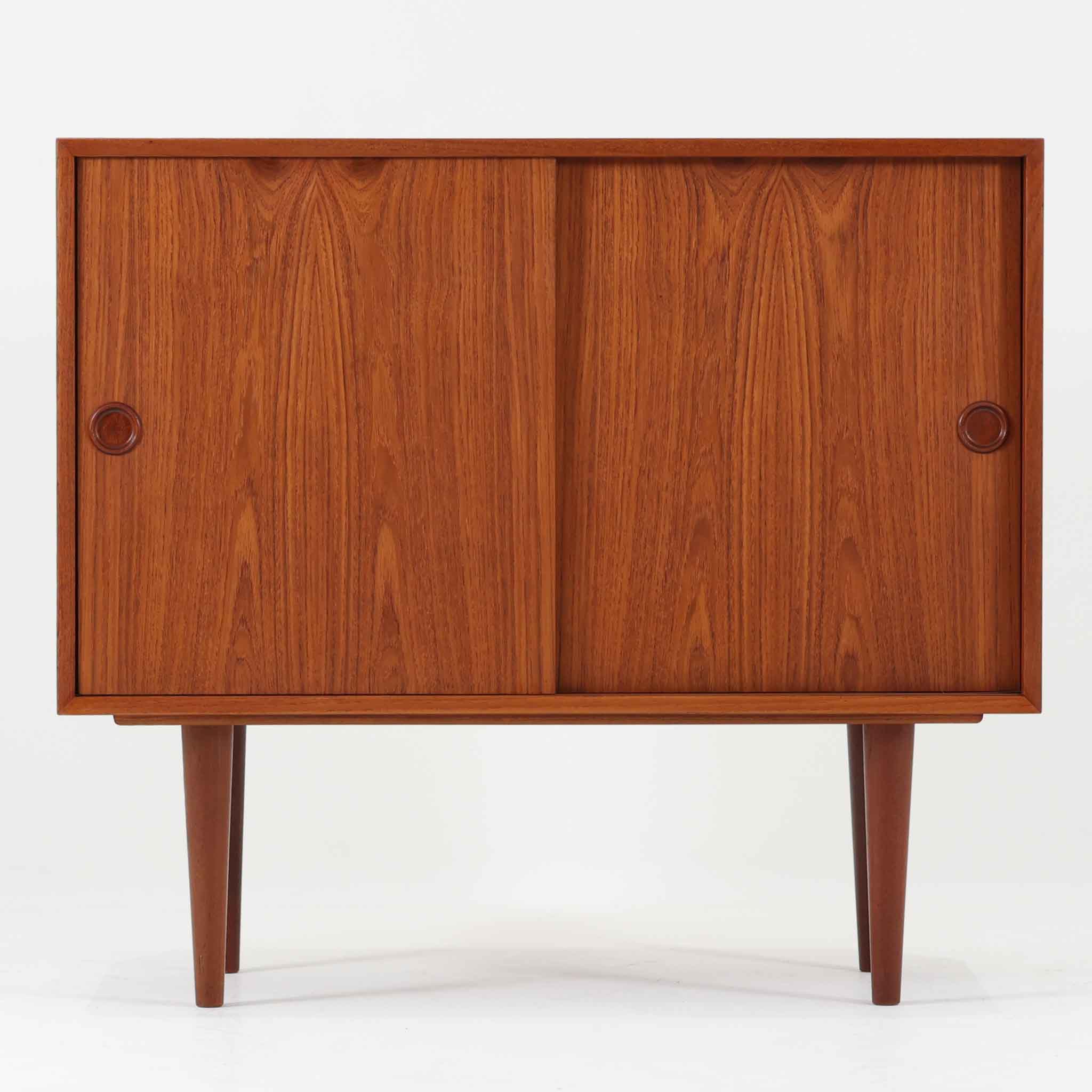 北欧ビンテージ家具ボード・キャビネット | 収納とデザインが融合した