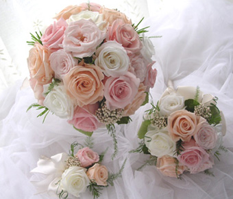 ウエディングブーケ(ブライダルブーケ)＊プリザーブドフラワー＊chouette!