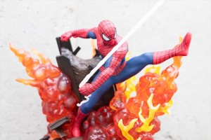 スパイダーマンNWH』Happyくじ新写真が公開！ フィギュアはどの角度