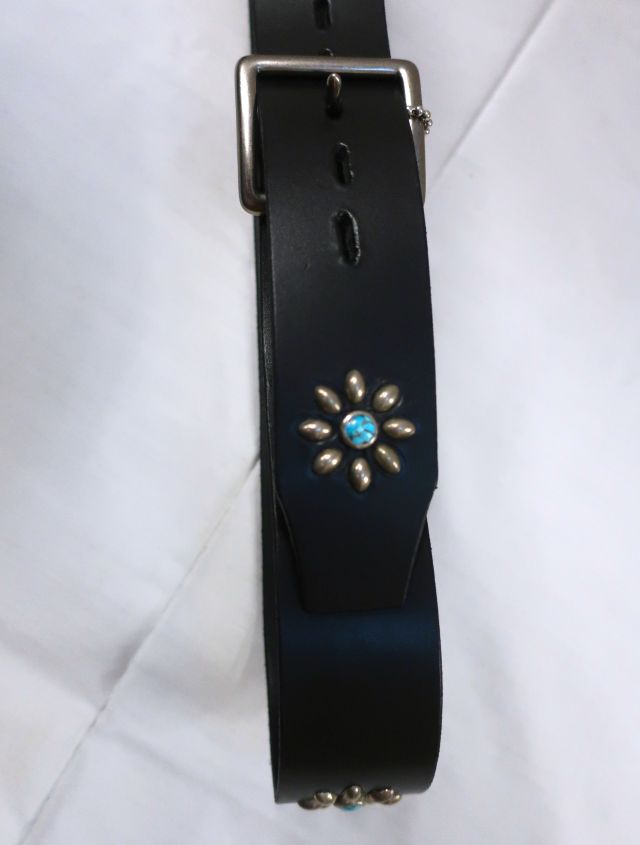 HTC ターコイズ フラワー スタッズベルト - アメカジ オンライン通販