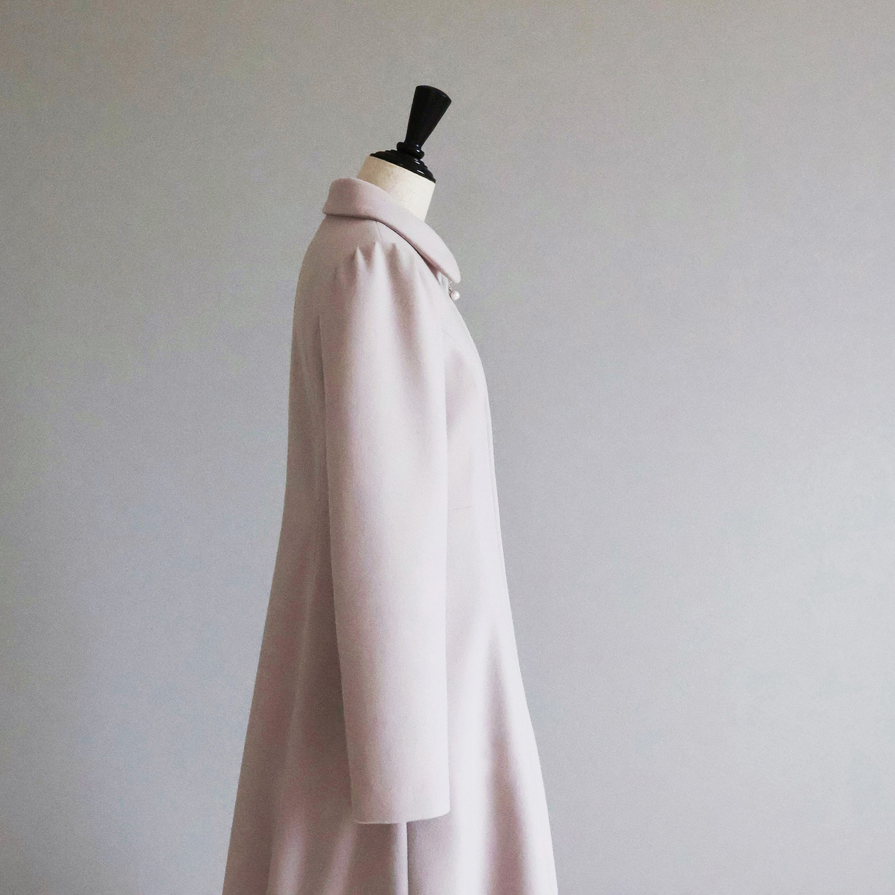 パール付き パネルラインジップアップコート【JM2381BF】 商品詳細