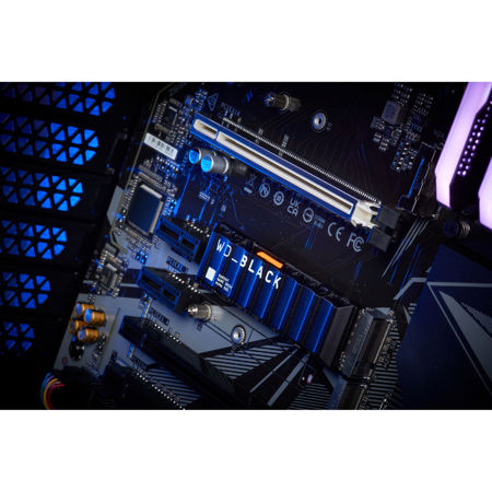 WD_BLACK SN850X 2TB NVMe PCIe 4.0 x4 M.2 Internal Gaming SSD with