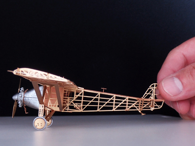 1/72 スピリットオブセントルイス 組立キット / エアロベース