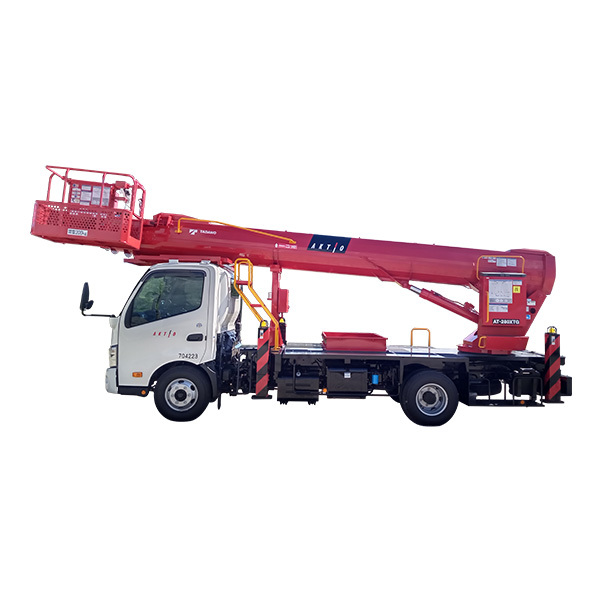 高所作業車（トラック式スーパーデッキ）レンタル | アクティオの建機