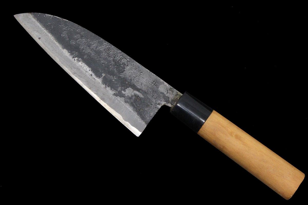 出刃包丁 五寸 黒打 両刃 新見 松水 PC口輪 朴柄 箱付 KN02-A9990-2L3A