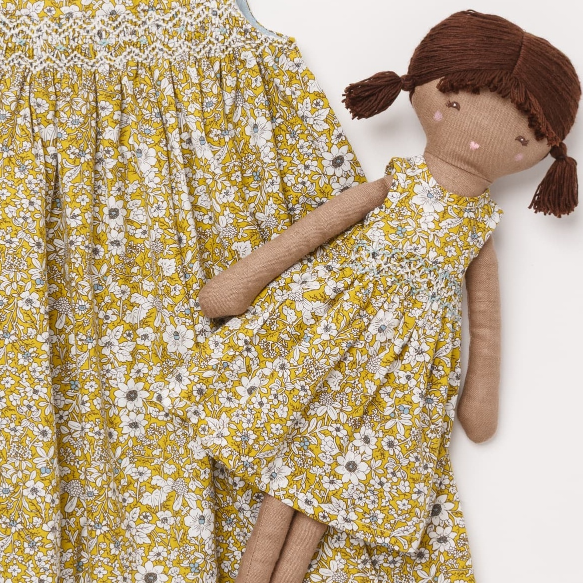 ドール用】イエローフローラルプリント・ハンドスモック・ドールドレス