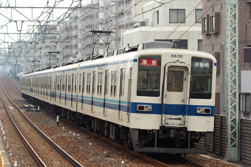 東武鉄道8000系 [AGUI NET]