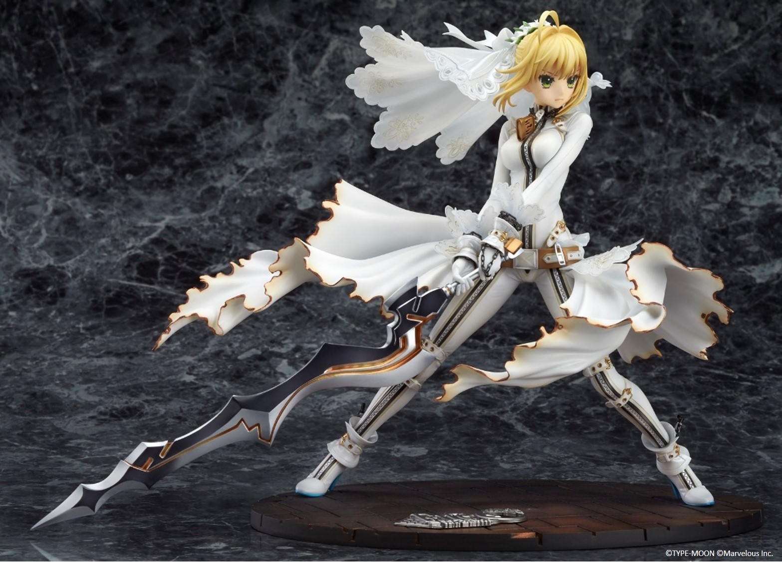 ゲーム『Fate/EXTRA CCC』より拘束の花嫁衣裳を身にまとった