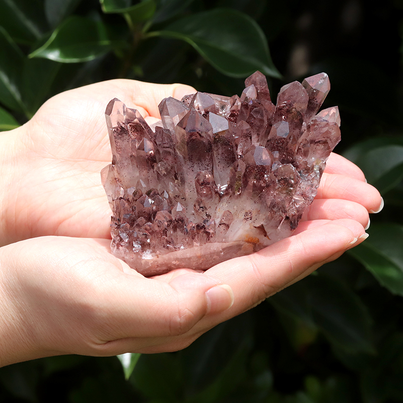 特選品】インド産レッドファントムクォーツクラスター-004水晶