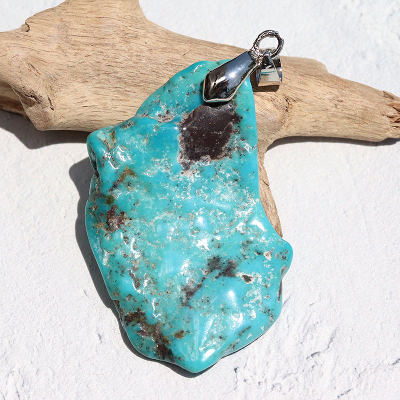 ターコイズ原石ペンダント-018水晶クラスター、天然石ビーズのアート