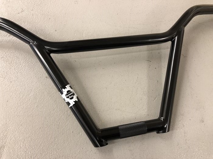 Animal Foursome Bar - BMX SHOP CAVE