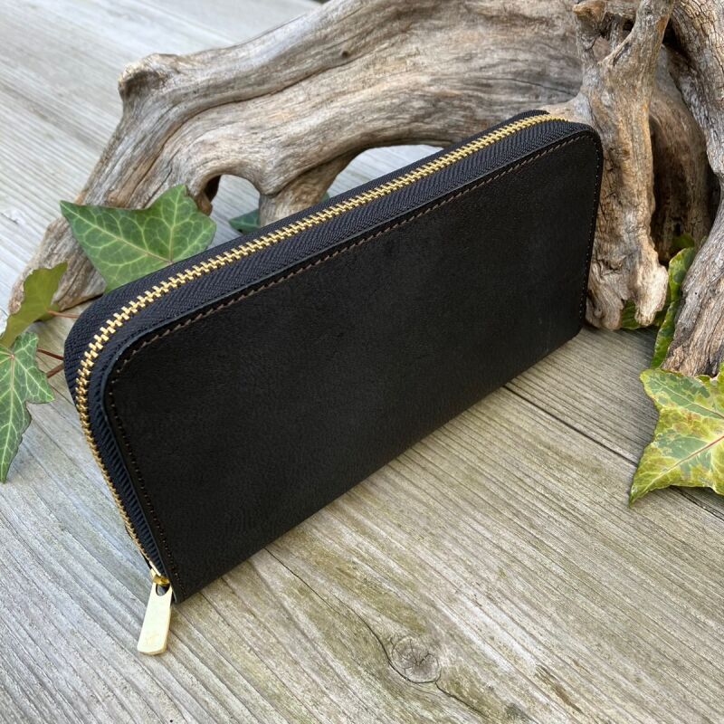 BELL'S SQUARE（ベルズスクエア） …【ツキノワグマレザー】ラウンド