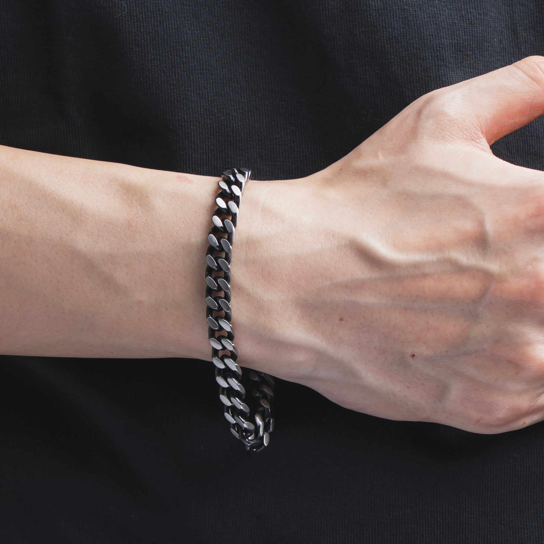 ブラックチェーンブレスレット(L) / BSB-288 – BLESS