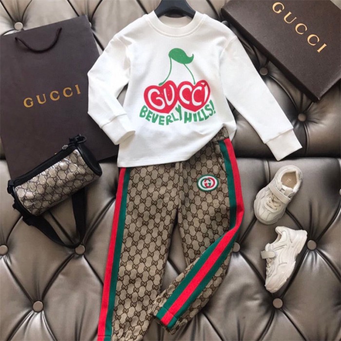 グッチ パーカー キッズ 男の子 Gucci子供服 上下セット 子供服