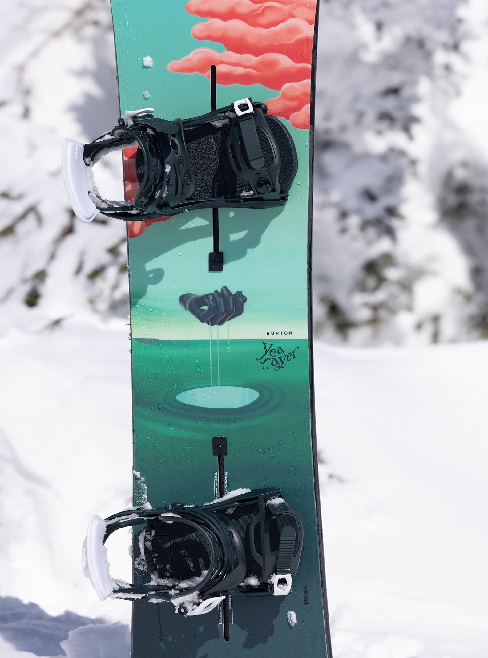 Women's Burton Yeasayer Camber Snowboard | All Mountain | Burton