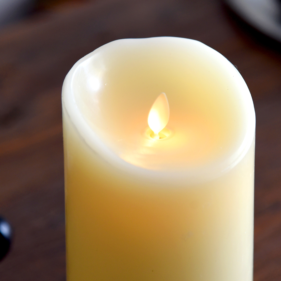 LEDキャンドル・LUMINARA（ルミナラ）ピラー4x9アイボリー 直径10cm