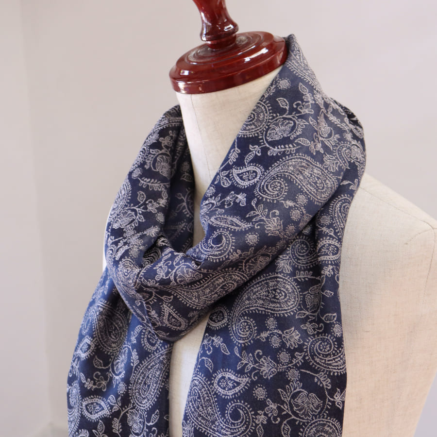 大判ストール 光沢あるジャガード織り 薄手ペイズリー トルコデザイン