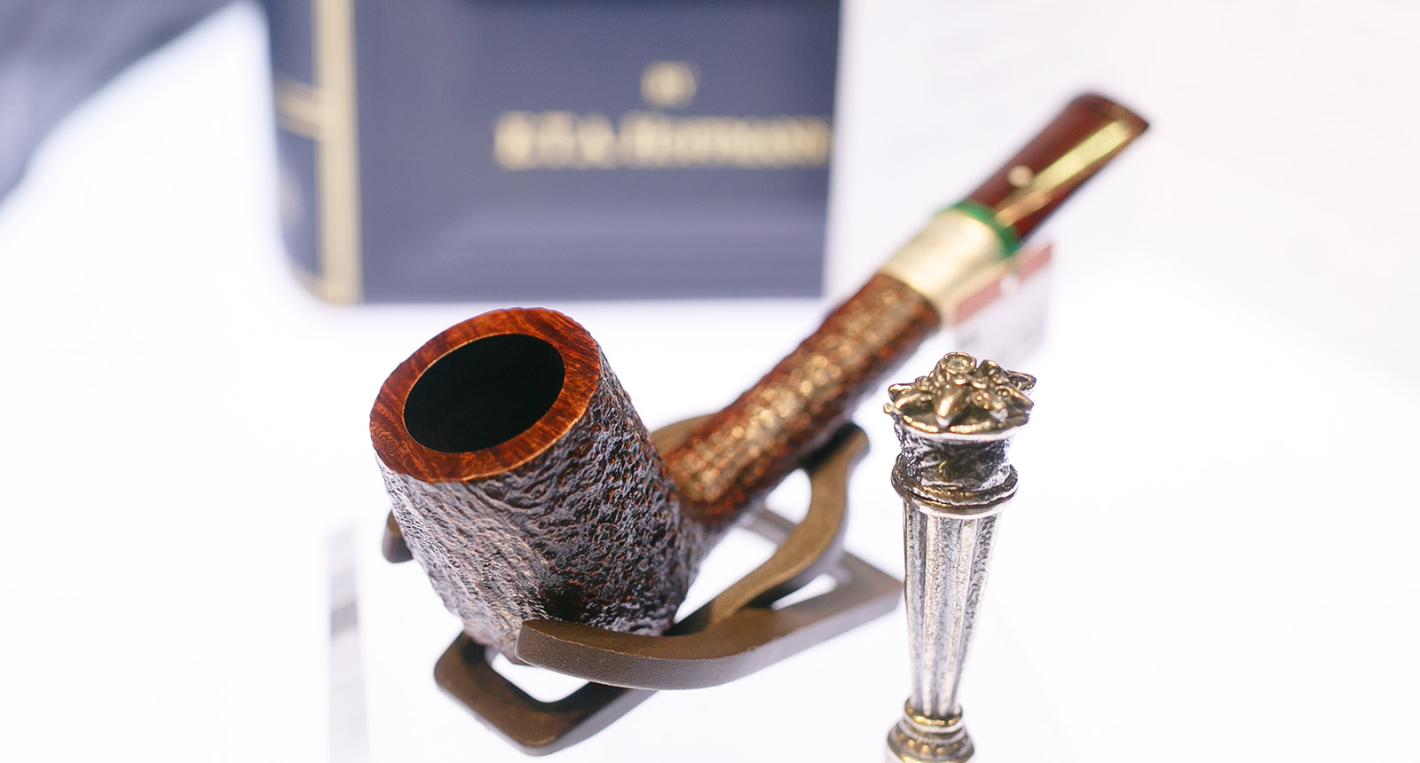 パイプ・煙草 喫煙具専門店 銀座菊水] GINZA KIKUSUI