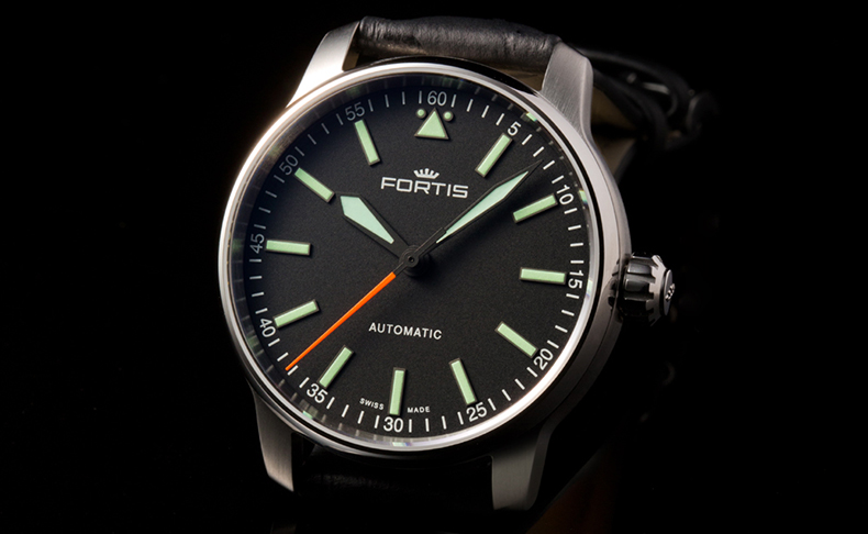 フォルティス(FORTIS) 永遠の定番を目指して開発された日本限定仕様の