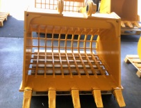 新品未使用品 コマツPC120､200用スケルトンバケット 低価格販売｜建設