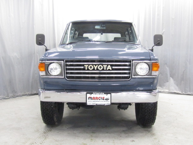 オーストラリアトヨタランクル60ディーゼルターボ入庫！純正ロールーフ