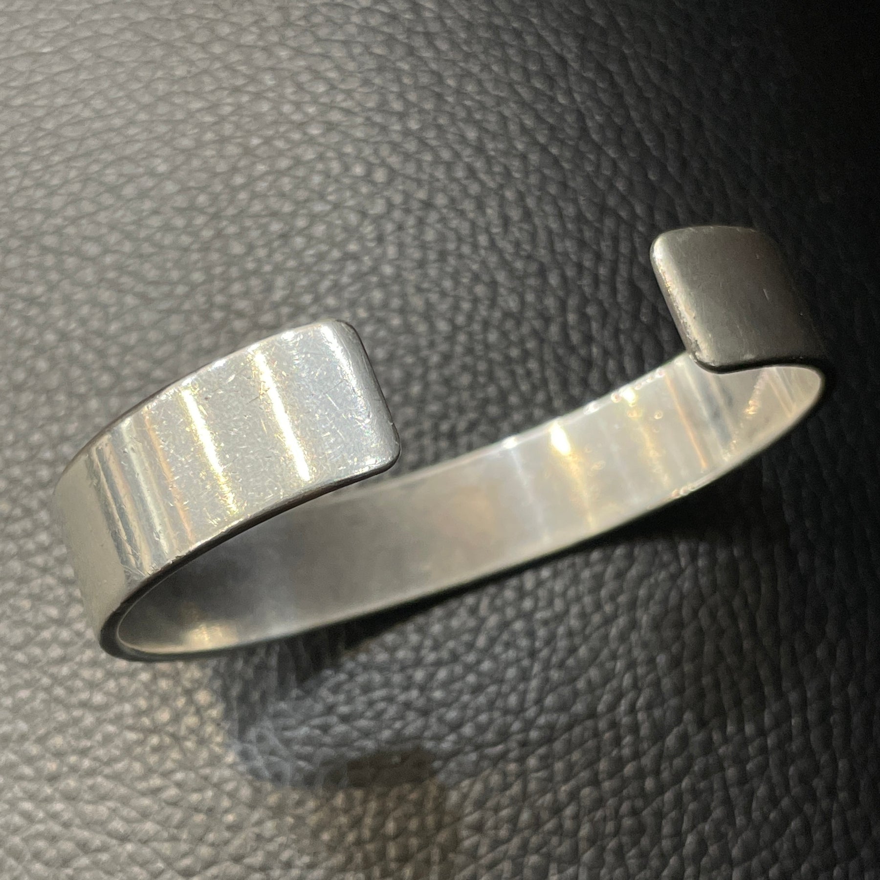 ゴローズ goro's [OLD]平打ちブレス(M)※雰囲気あり – DELTAone