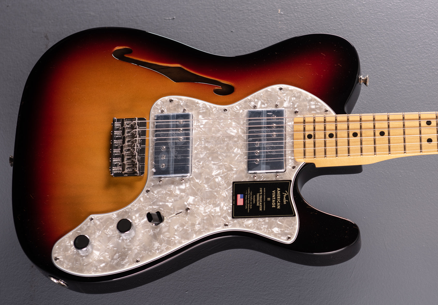 American Vintage II 1972 Telecaster Thinline - 3 Color Sunburst