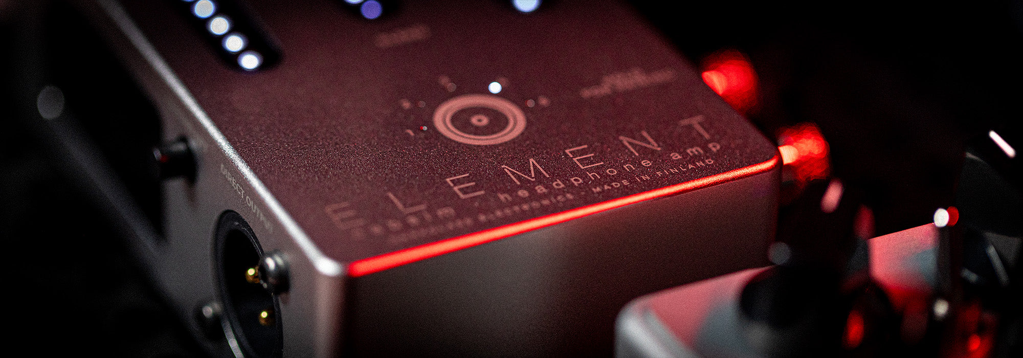 Element Cabsim Headphone Amp – Darkglass