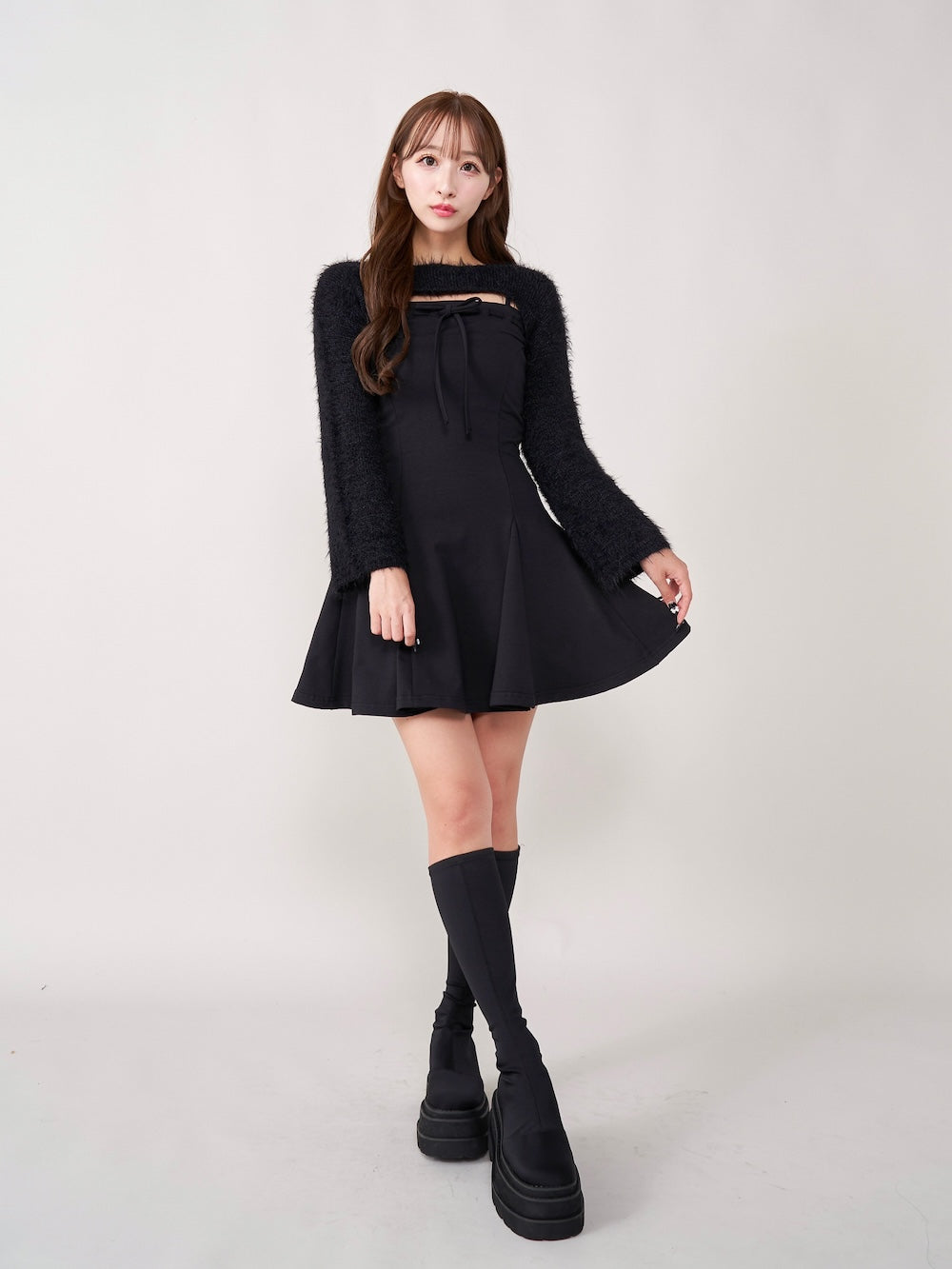 ステッチリボンカットフレアミニワンピース – Darich (ダーリッチ)