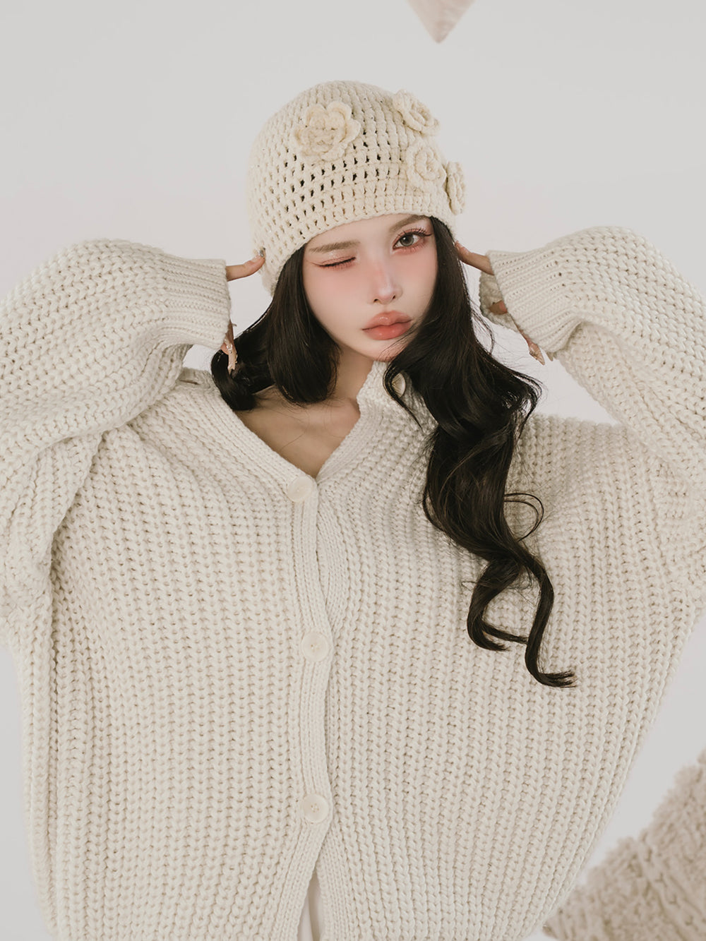 ローズモチーフクロシェビーニー – Darich (ダーリッチ)