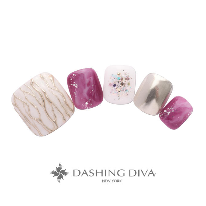 ランダムなミラーが印象的な大人なフットネイル（H05-26）｜ネイル