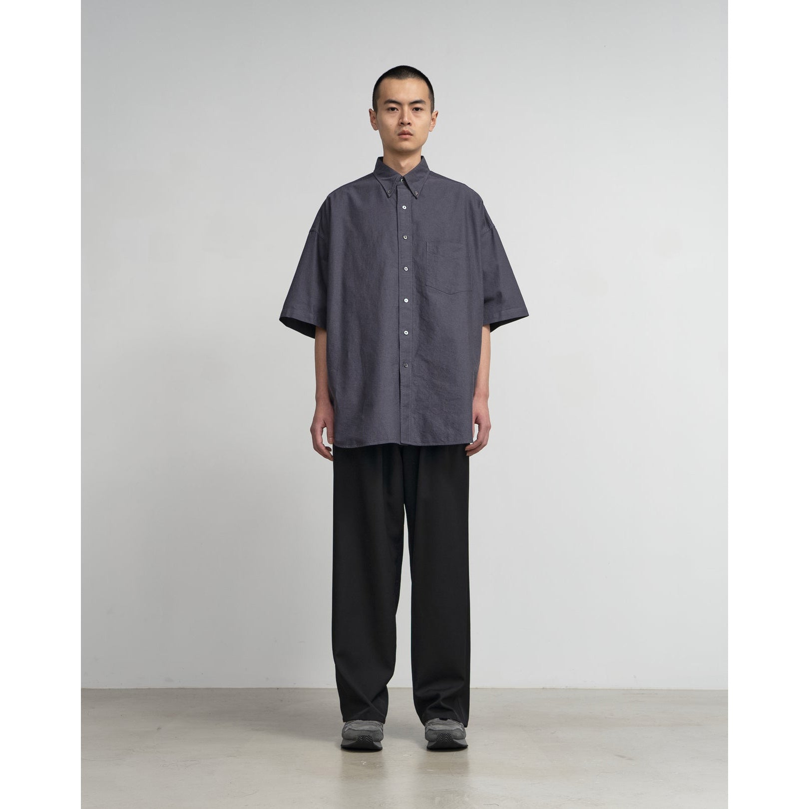 Graphpaper) Oxford S/S Oversized B.D Shirt (GM252-50076B