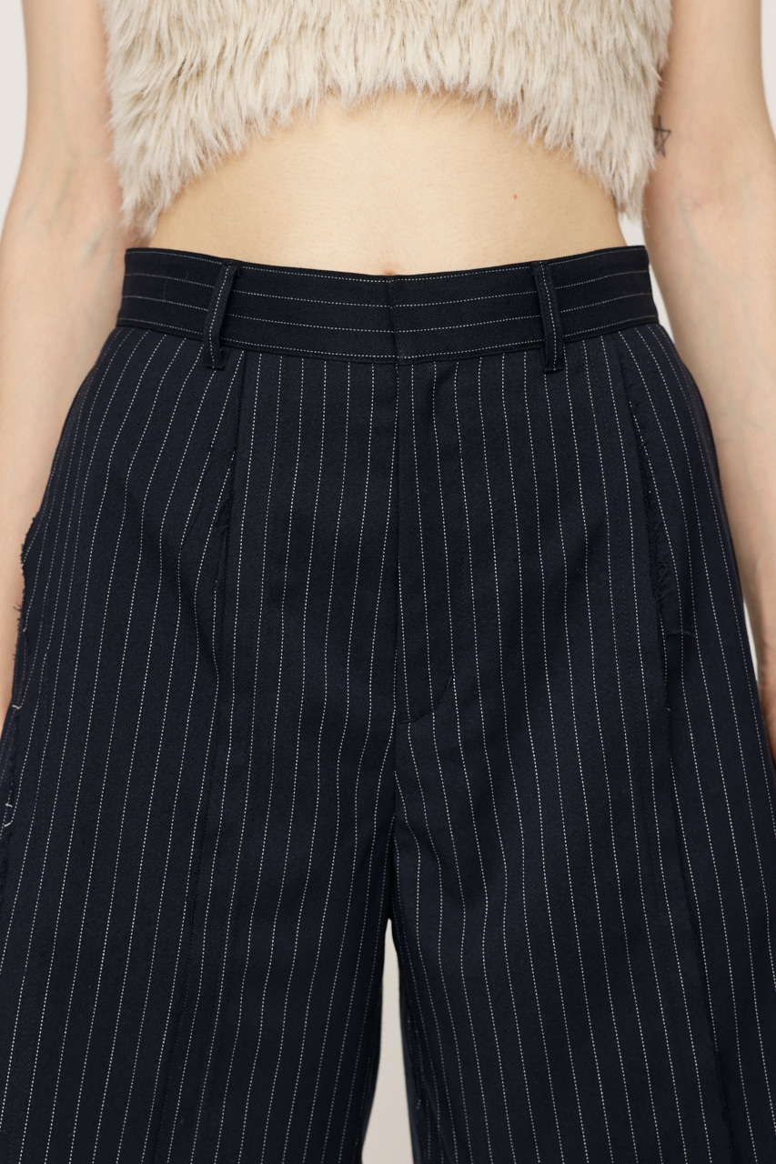 SLY | CUTOUT MIDDLE ショートパンツ (ショートパンツ ) |SHEL'TTER