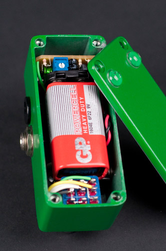 Bass Mid Control｜エフェクターブランド、ギター/ベースのリペア E.W.S.