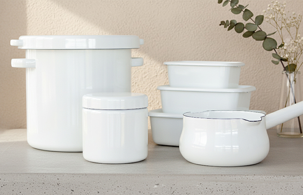 野田琺瑯のホーローアイテムで美しく整ったキッチンに。 | 作り置きに