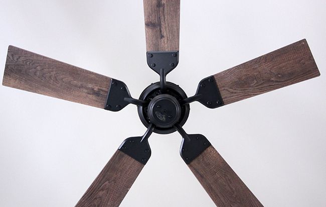 即日発送 傾斜対応 軽量 オーデリック製シーリングファン【OMC065