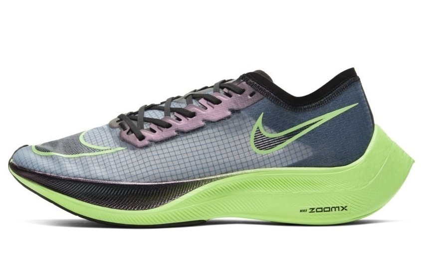 ナイキ ズームエックス ヴェイパーフライ ネクスト%」に黒×蛍光