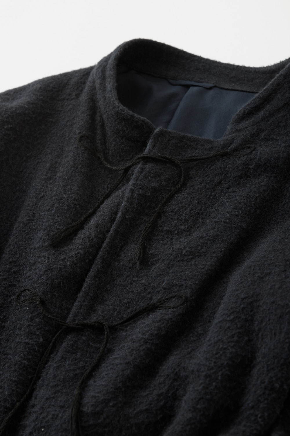 ビオトープからコモリ別注のシルクフリースジャケット、チャコリ別注