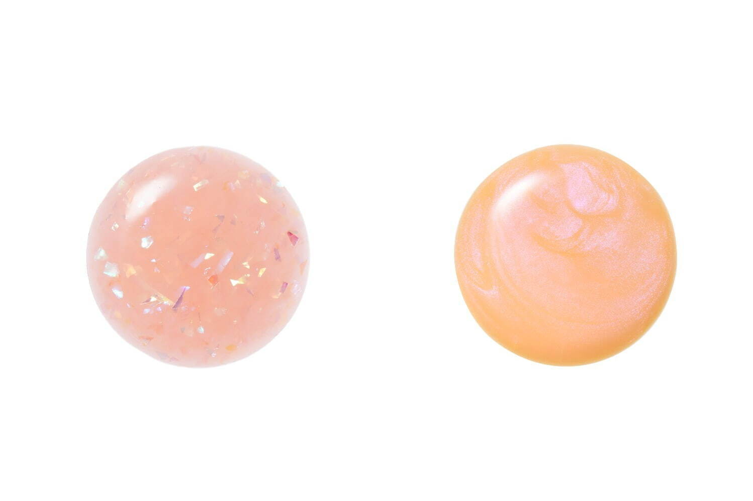 マリークヮント24年冬コスメ、“淡いピンクのデイジーポーチ入り”限定