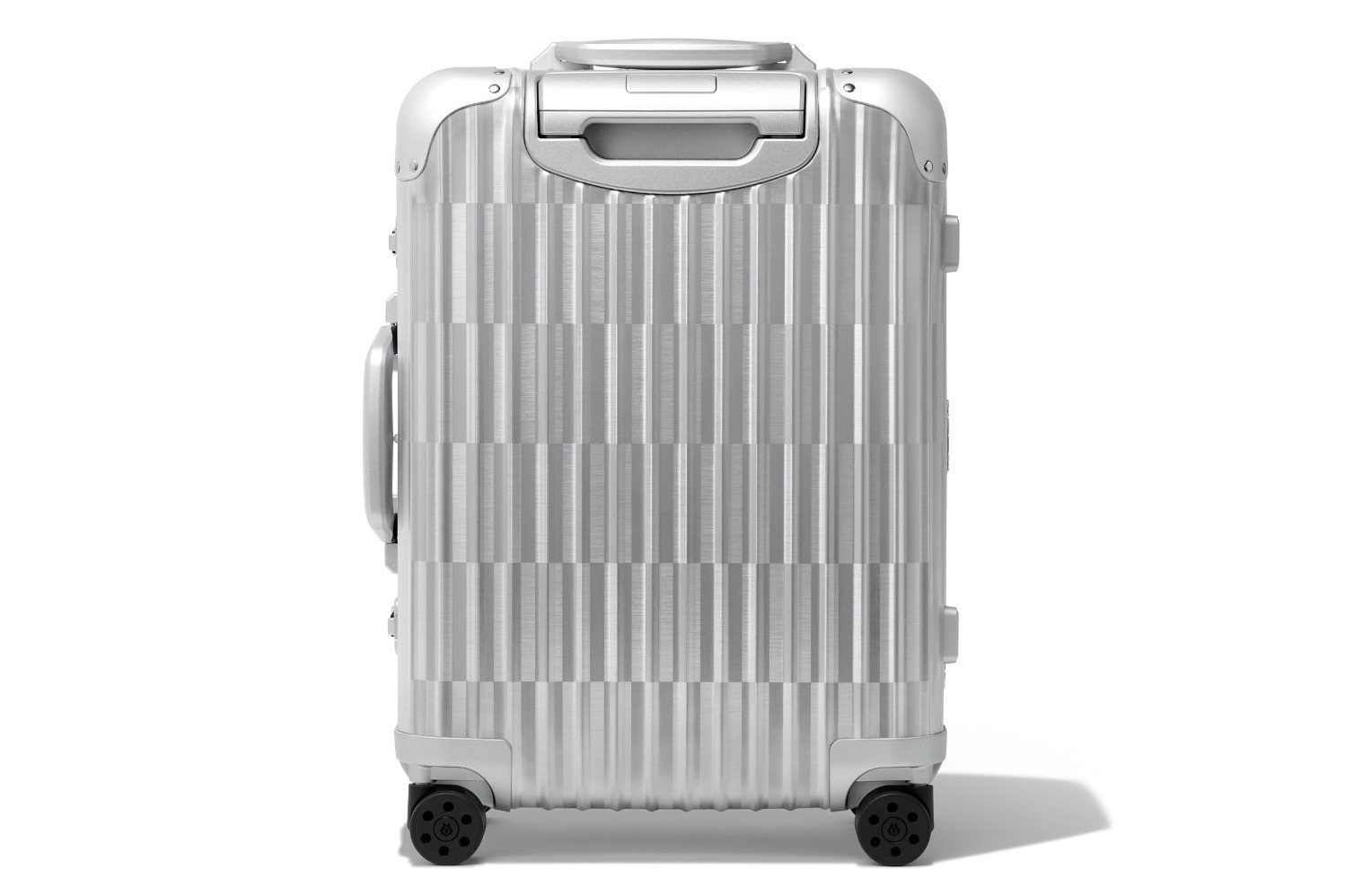 リモワ限定スーツケース「オリジナル キャビン」、幾何学パターンの