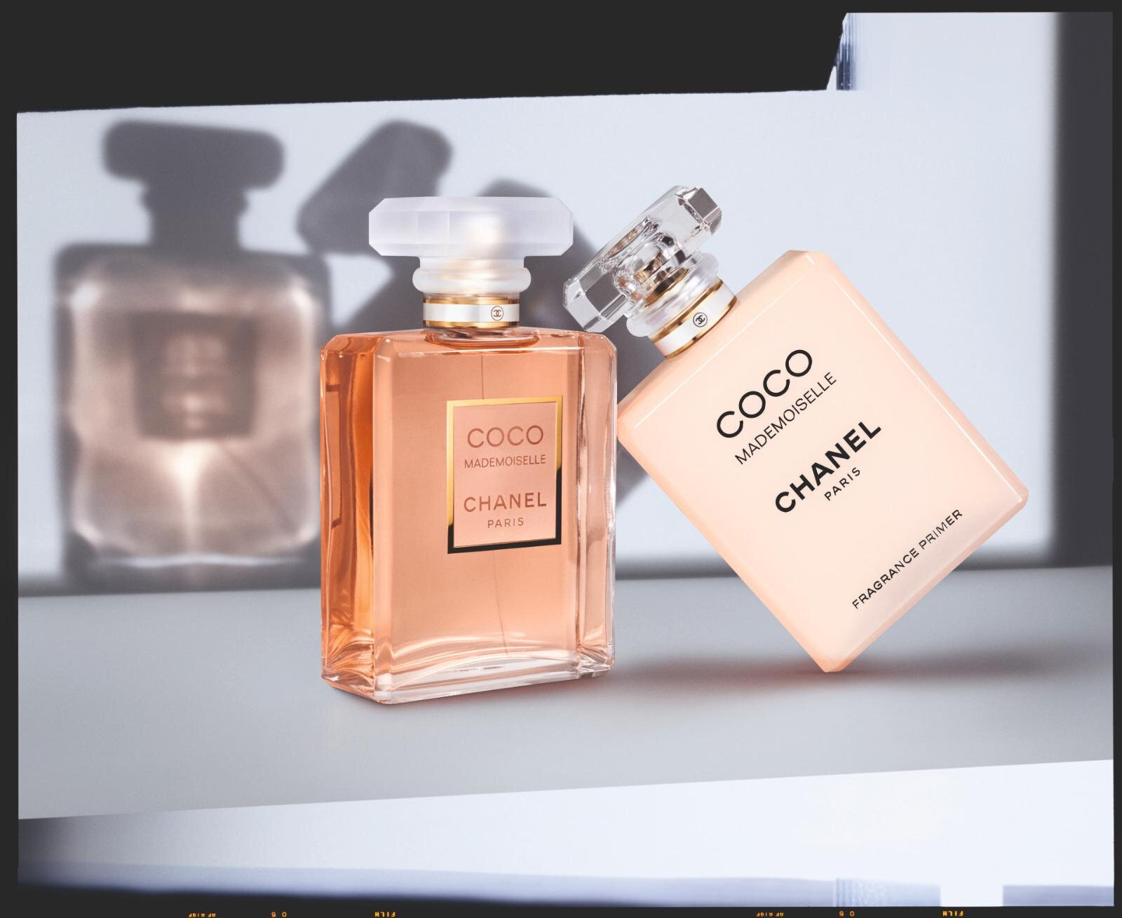 シャネル25年秋コスメ、“フレグランスの下地”として使う「ココ