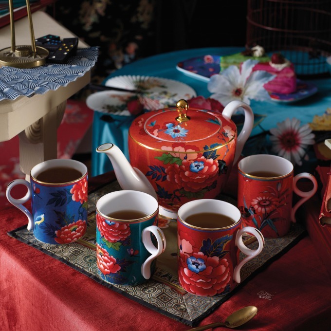 ウェッジウッドの新作「ペオニア ブラッシュ」ピオニーが主役