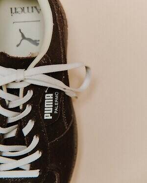 プーマ×アメリのコラボスニーカー「パレルモ モーダ」シルバー箔