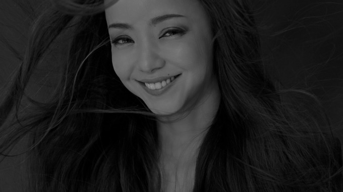 安室奈美恵がカラーをセレクト、コーセー「ヴィセ」の限定アイカラー